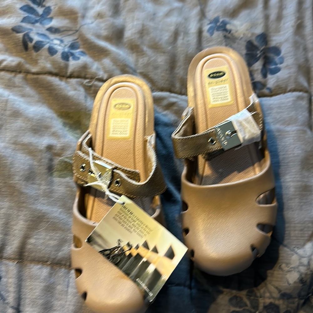 Dr scholls clogs new
